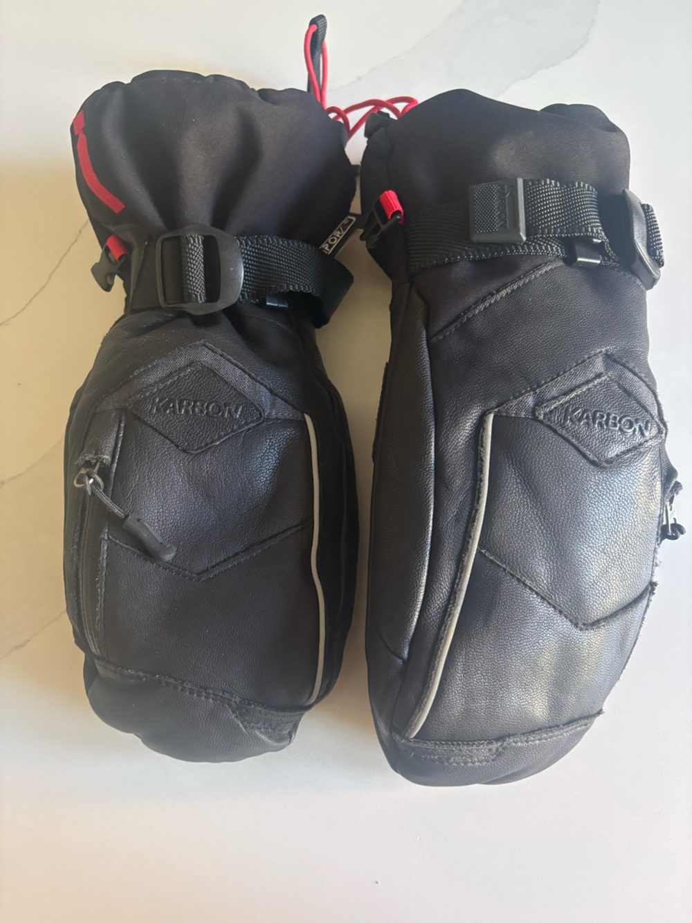 Karbon Black Men's Ski Mittens with White Piping